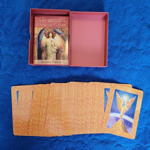 ARCHANGEL ORACLE CARDS By Doreen Virtue - Picture 5 of 8